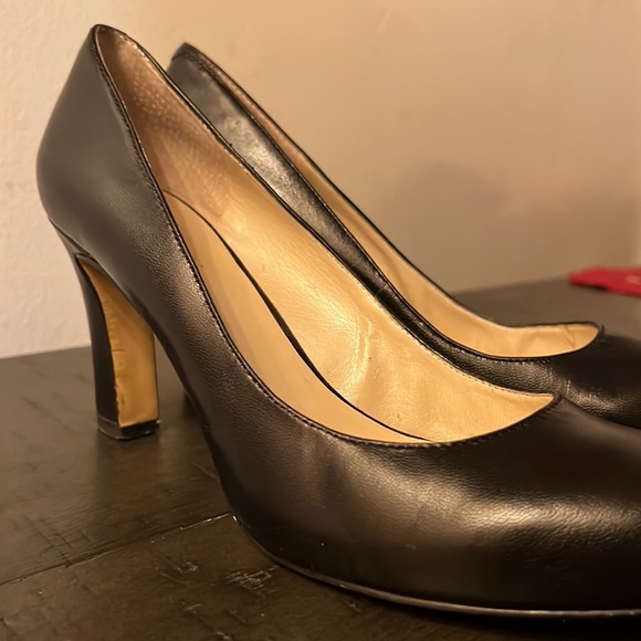 Leather Heels Pumps NINE WEST - Picture 6 of 9